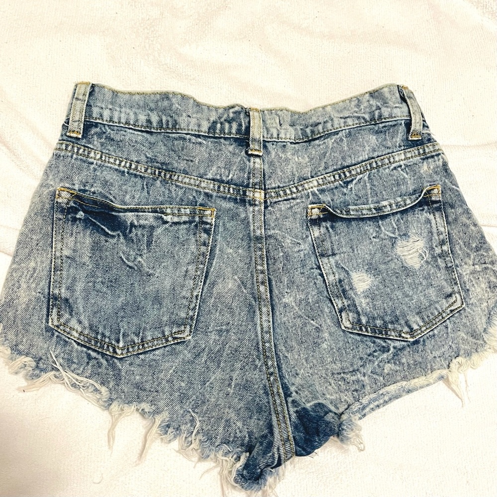 High waist denim shorts - Picture 3 of 3